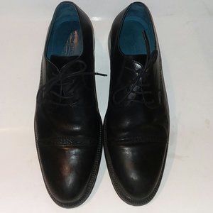 #30 Pre-Owned Black English , Mark Nason Skechers